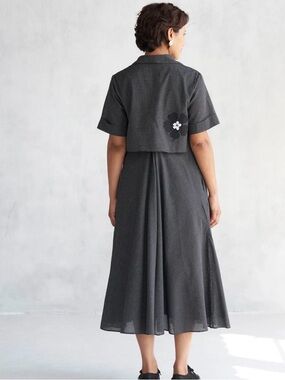 Kuro Shirt Dress